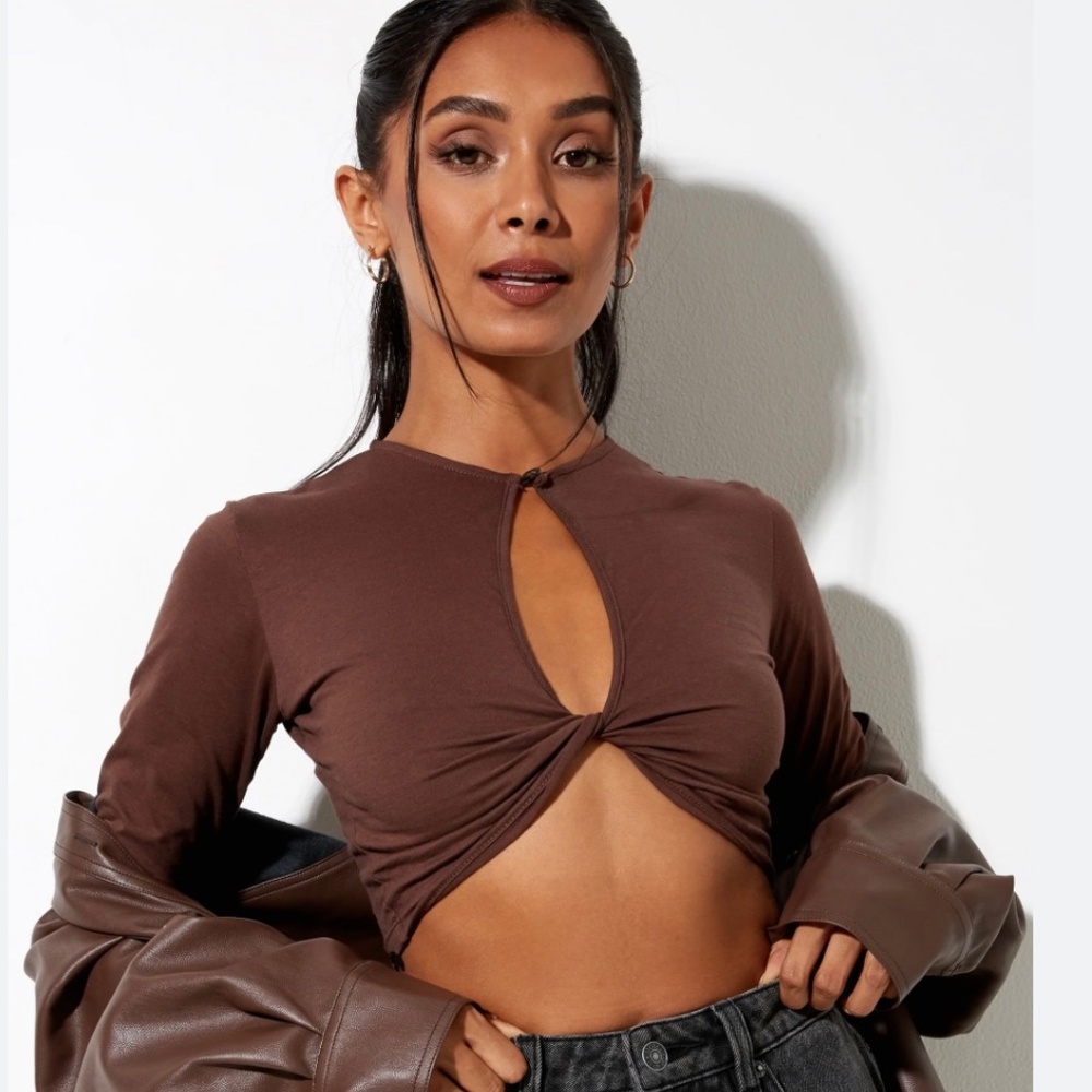 Motel Rocks ZEN Crop Top - Picture 4 of 4